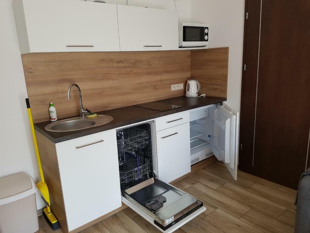 Apartamenty Bursztynowe Dębki Exteriör bild