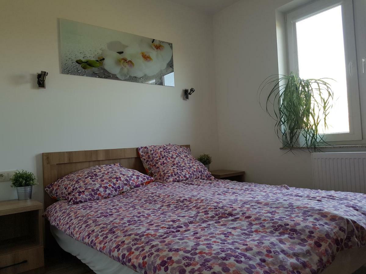Apartamenty Bursztynowe Dębki Exteriör bild